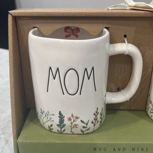 NIB Rae Dunn Mom and Mini Mug Set - Picture 2 of 5